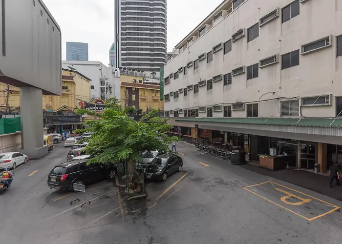Nana Hotel Bangkok